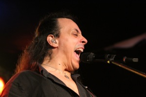 Ken Hensley & Life Fire<br>Plays Uriah Heep and more<br>Altes Sudhaus, Gasthaus Zum Bräu, Garching - Wald/Alz<br>18.10.2013